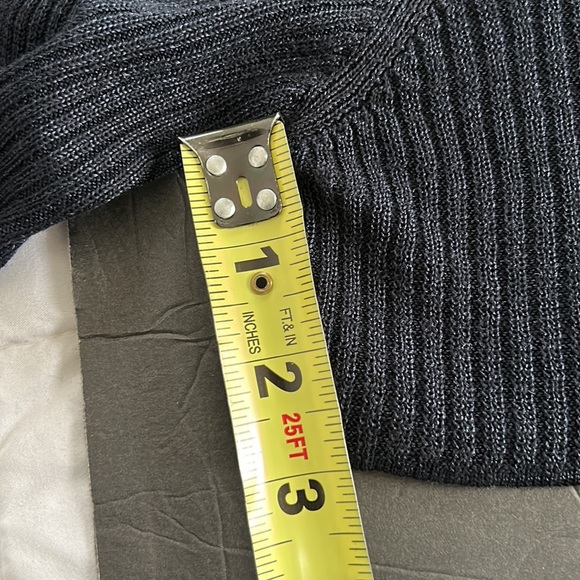 New JIL SANDER. SWEATER CROP LONG SLEEVE NAVY SIZE 38